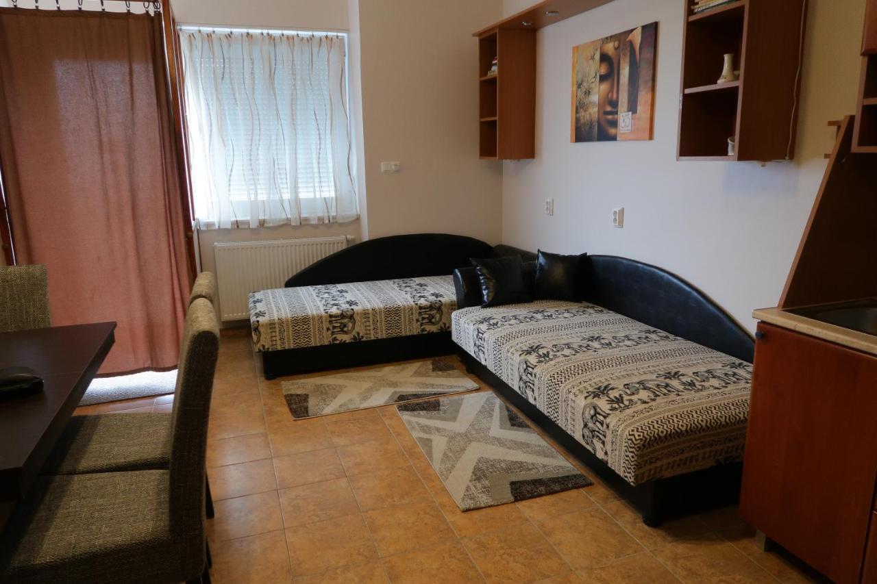 Eva Apartman Szigetvár 外观 照片