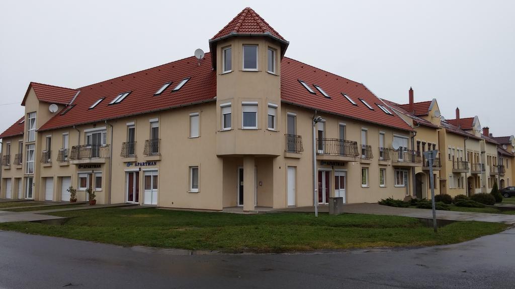 Eva Apartman Szigetvár 客房 照片